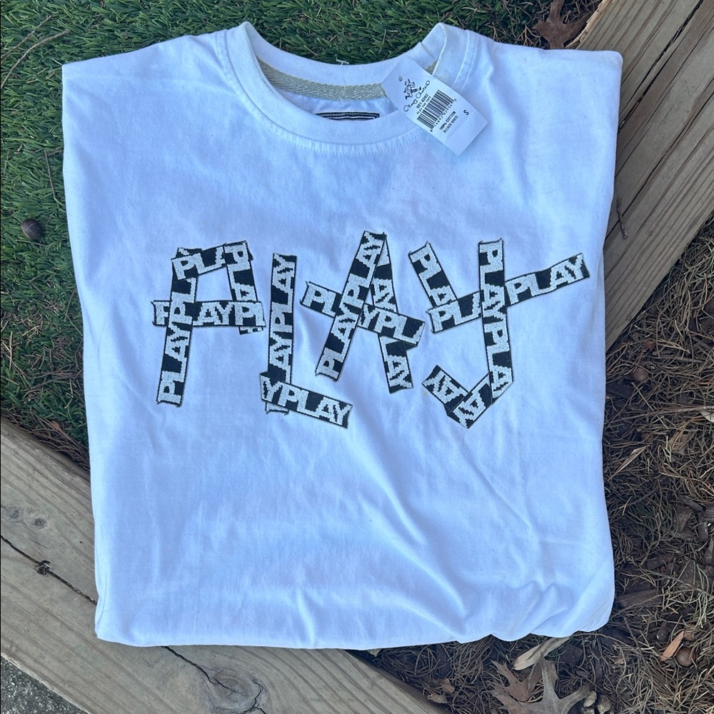 Nylon Strips “PLAY” t-shirt 🛝🔳